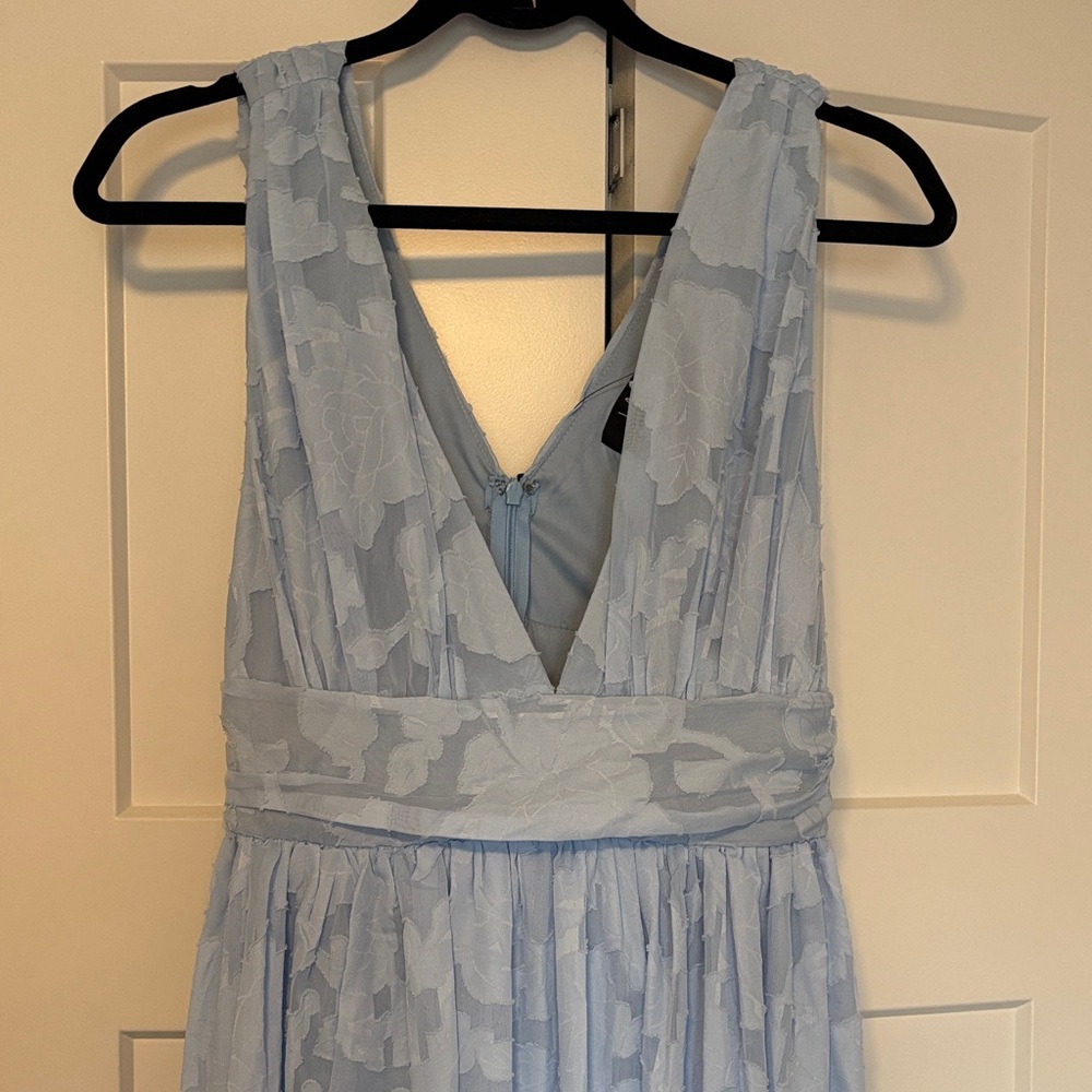 NWT Lulu’s Light Blue Floral Dress